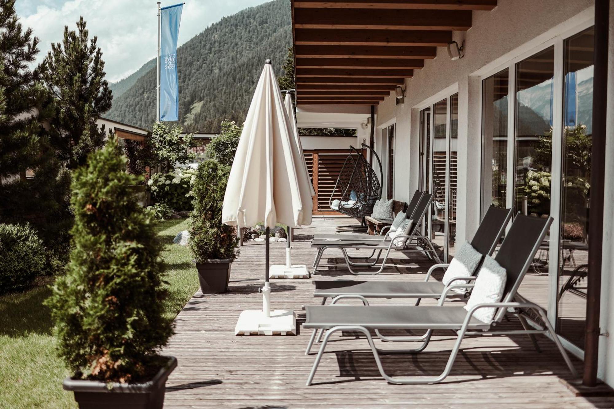 Hotel St. Georg Zum See Maurach  Bagian luar foto